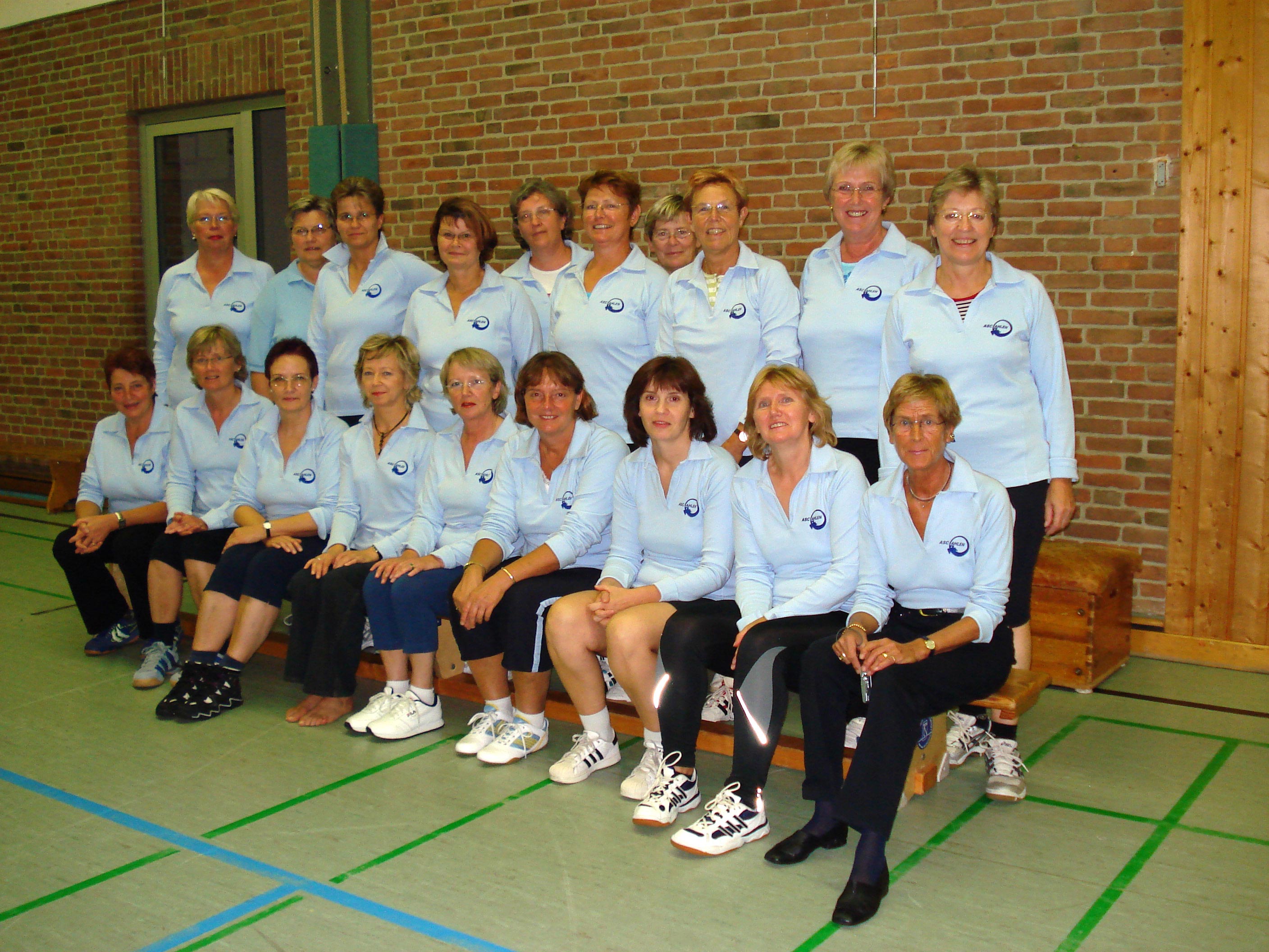 Unsere ganze Truppe